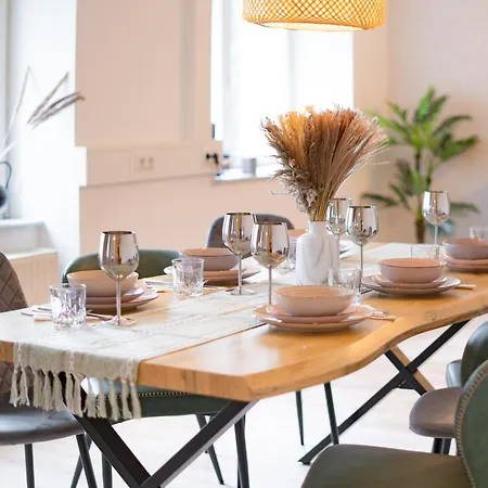 Apartment Mariposa Stays, Seenaehe, Heimkino, Parkplatz
