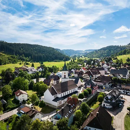 Modern&groß, Heimkino Mit Popcorn, Parken, Nah Am See, Ideal Für Familien