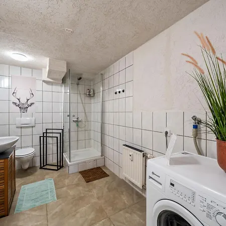 Mariposa Stays, Seenaehe, Heimkino, Parkplatz Apartment Lenzkirch
