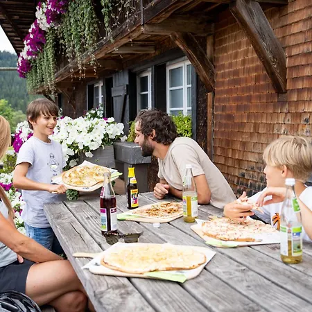 Ideal Fuer Familien, Heimkino Mit Popcorn, Parken, Nah Am See, Modern Und Gross * Lenzkirch